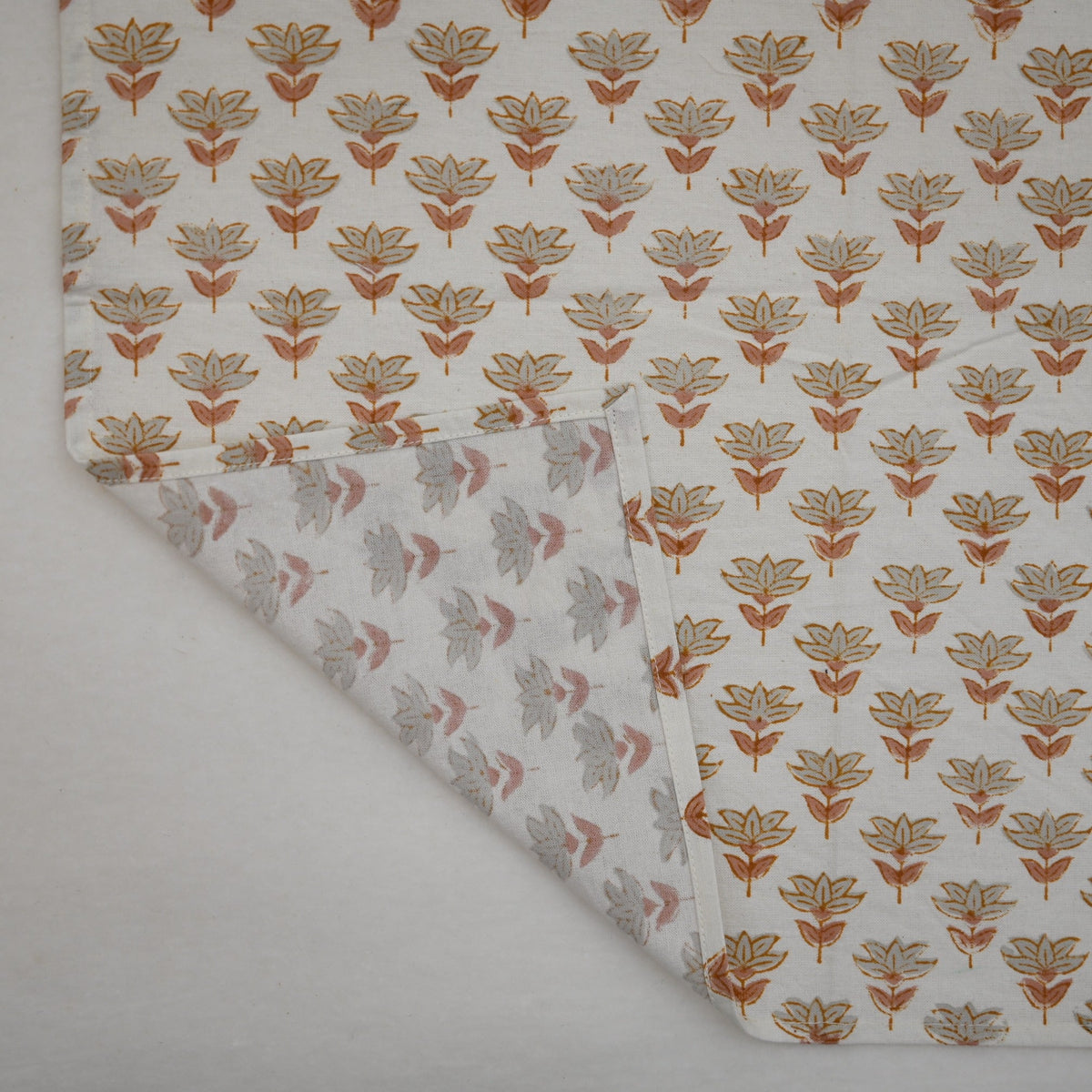 Minimal Floral Booti Dinner Napkin