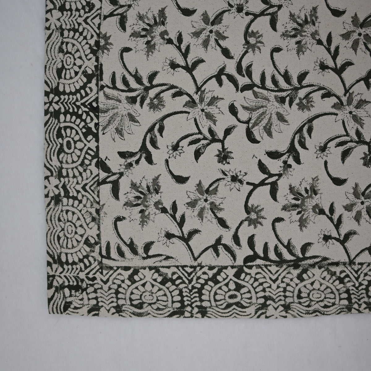 Aroil Olive Cotton Table Runner