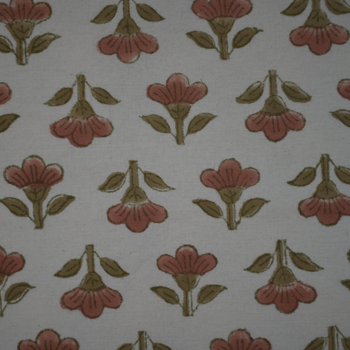 Niros  Dusty Cotton Table Runner