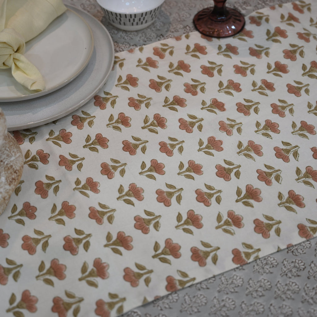 Niros  Dusty Cotton Table Runner