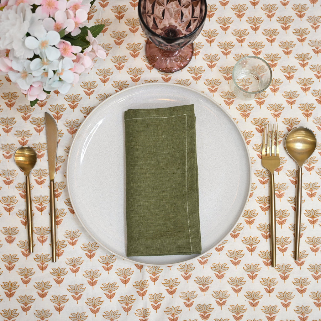 Brody Solid Linen Dinner Napkin