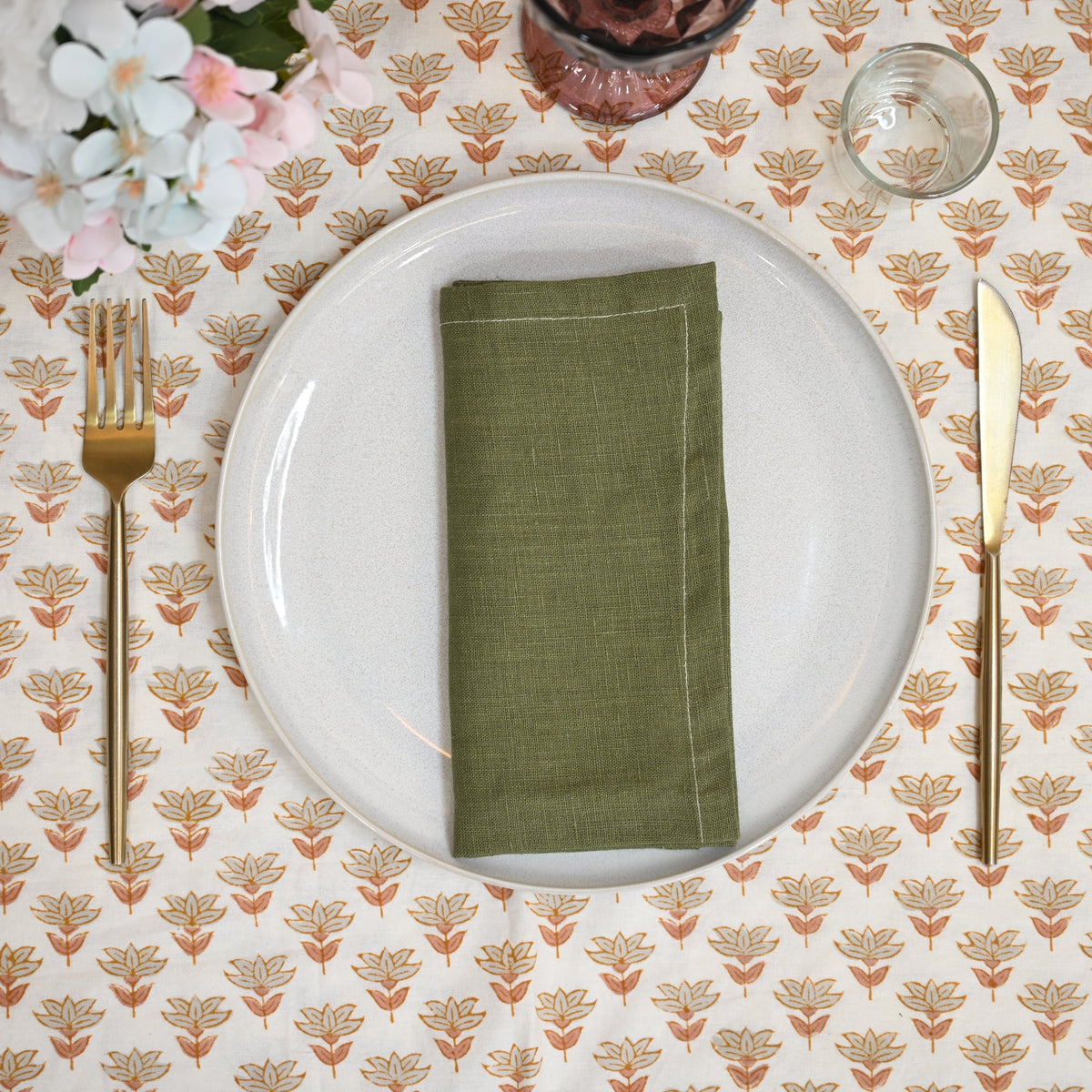 Brody Solid Linen Dinner Napkin