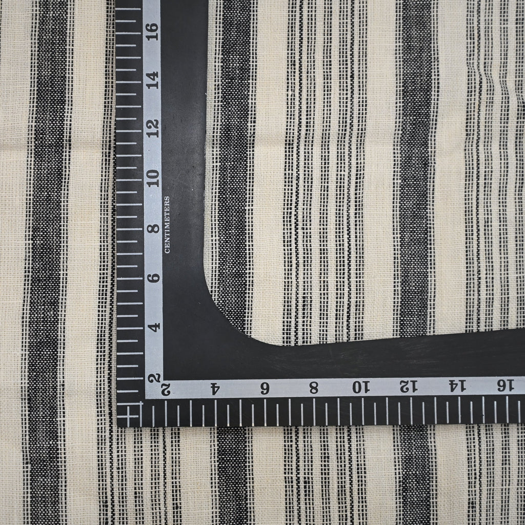 Declan Striped Linen Dinner Napkin