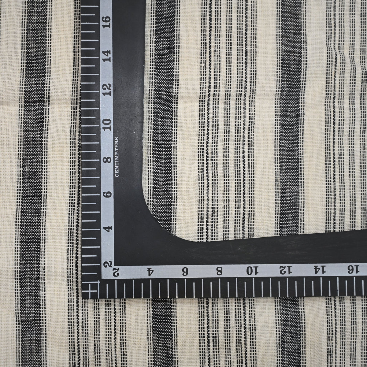 Declan Striped Linen Dinner Napkin