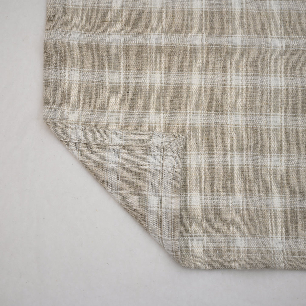 Elliott Checked Linen Dinner Napkin