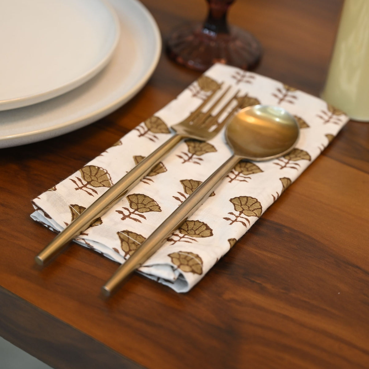 Avett Floral Cotton Dinner Napkin