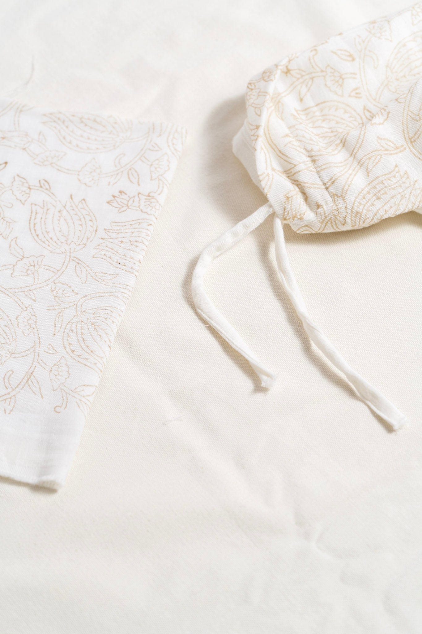 Beige Botanical Cotton Duvet Cover Set