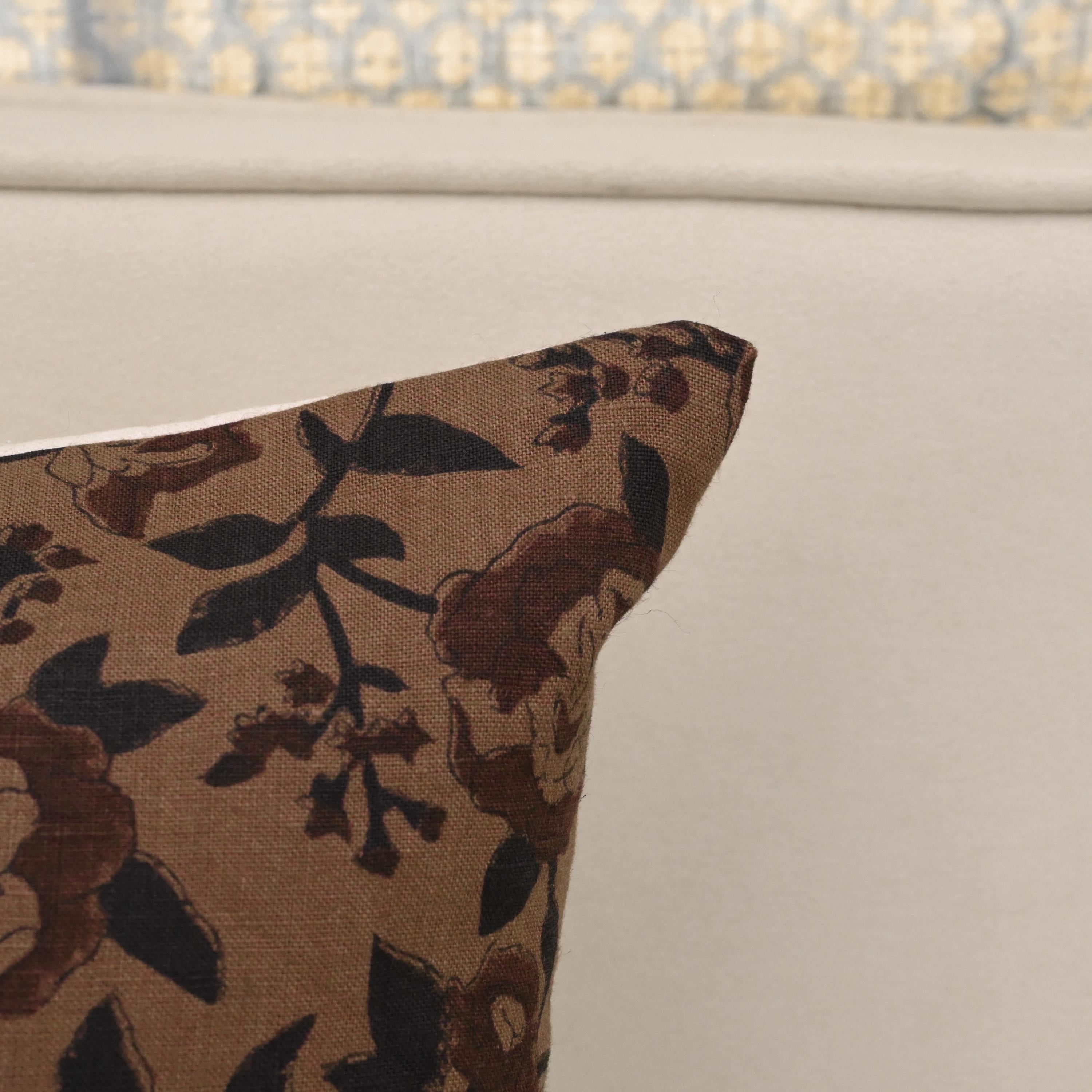 English Rose Linen Pillow Cover